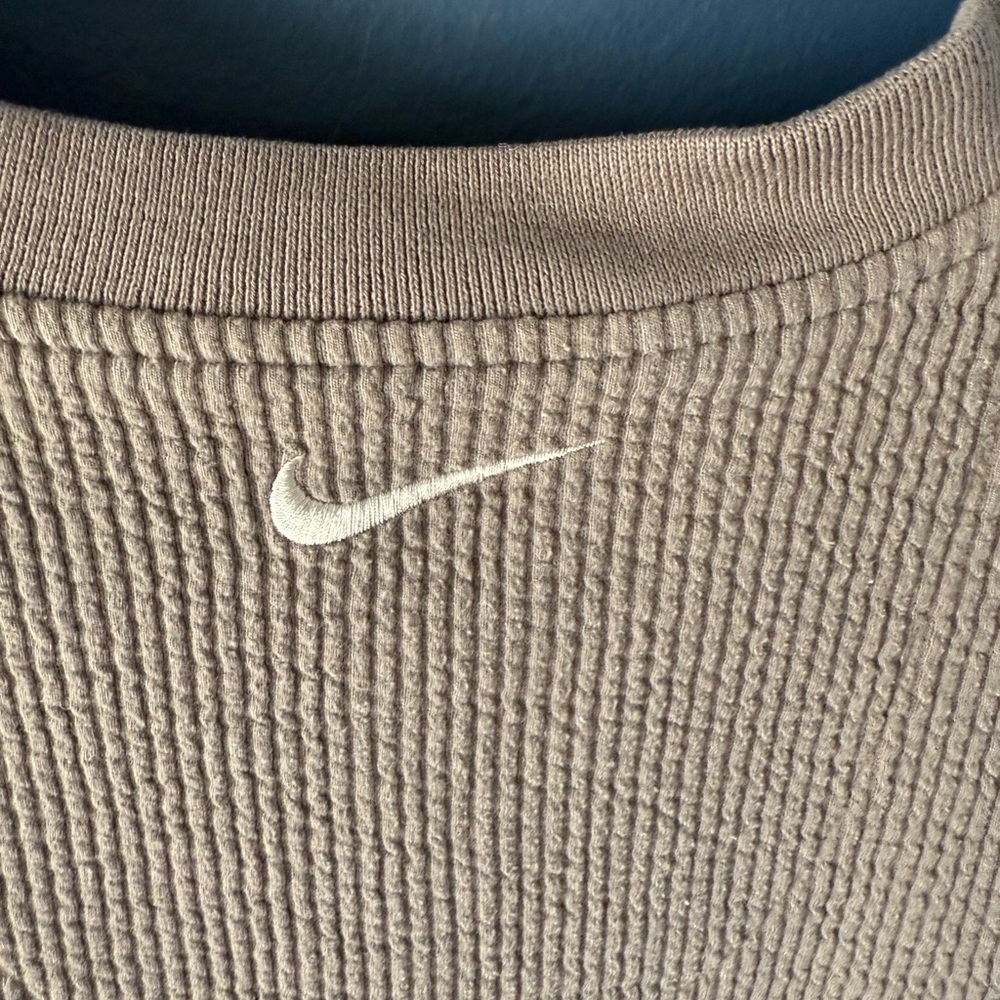 Nike Beige Golf Vest - Picture 6 of 6
